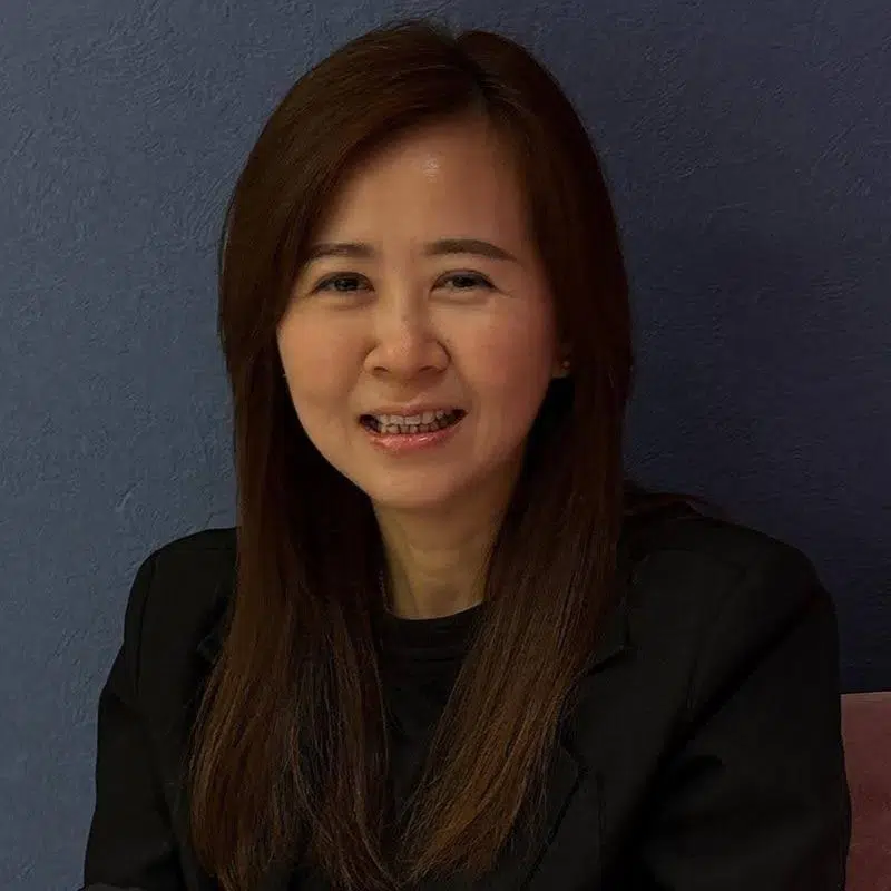 Yuki Liew, Senior Leading Stylist at Bonbon Blowout Bar+ with 13 years experience.